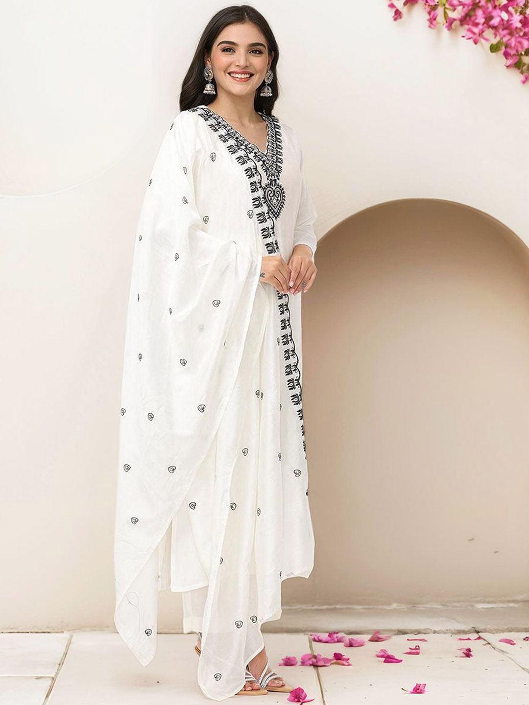 Dhiyona IS Women's Floral Yoke Design Straight Kurta with Trousers & Dupatta