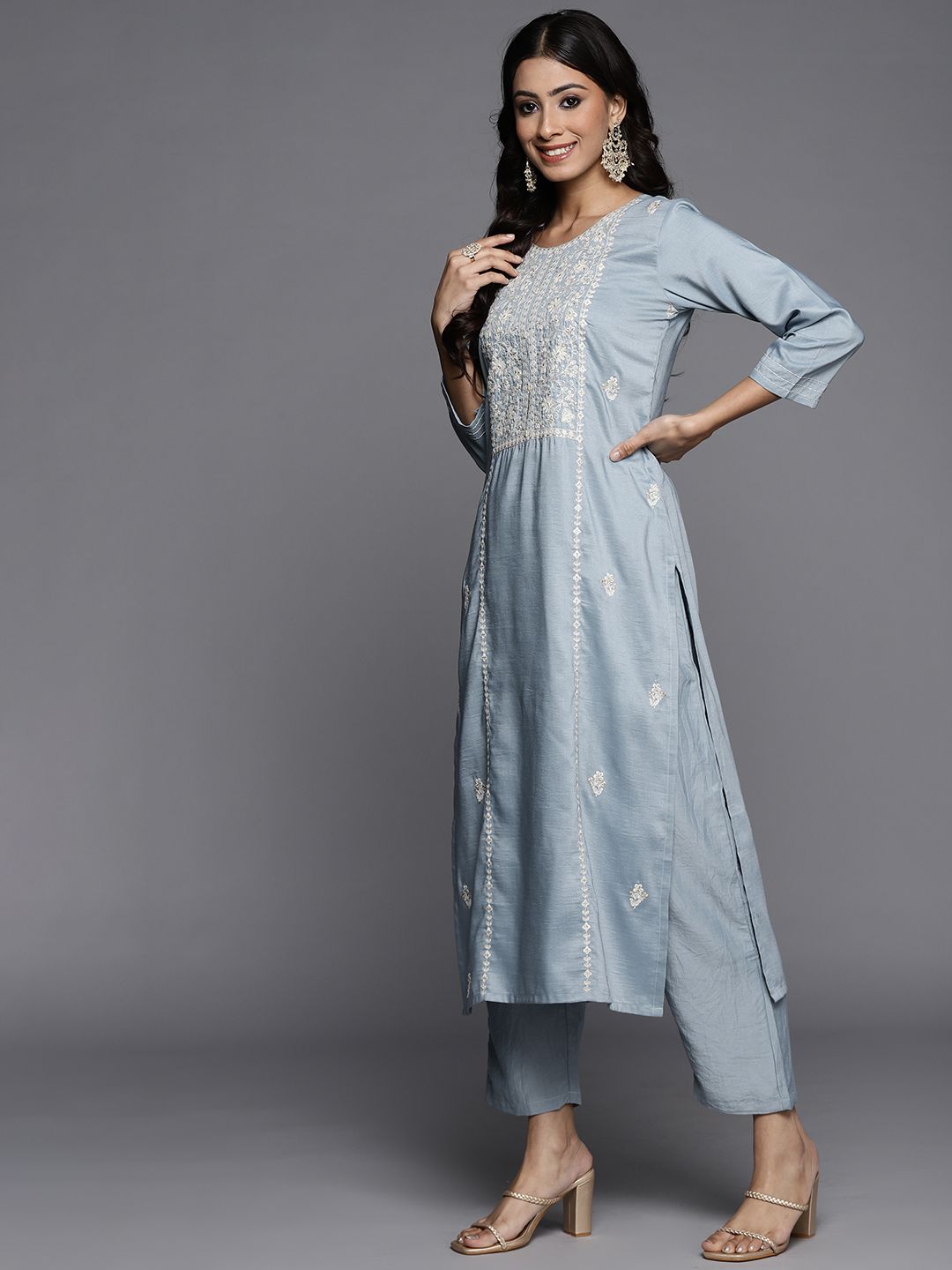 Dhiyona VA Women's Grey Ethnic Motifs Embroidered Panelled Kurta with Trousers & Dupatta
