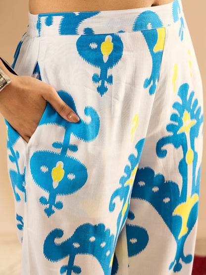 Dhiyona IE Women Printed Regular Kurta with Trousers