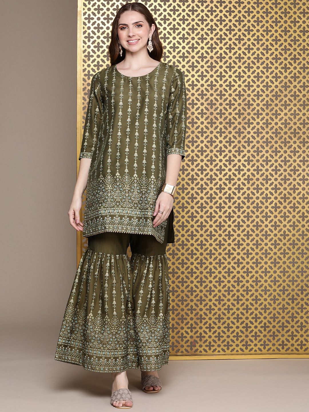Dhiyona PD Women Ethnic Motifs Printed Regular Jashn Kurta with Sharara