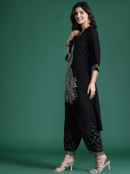 Printed Beads and Stones Detail Kurta with Trousers