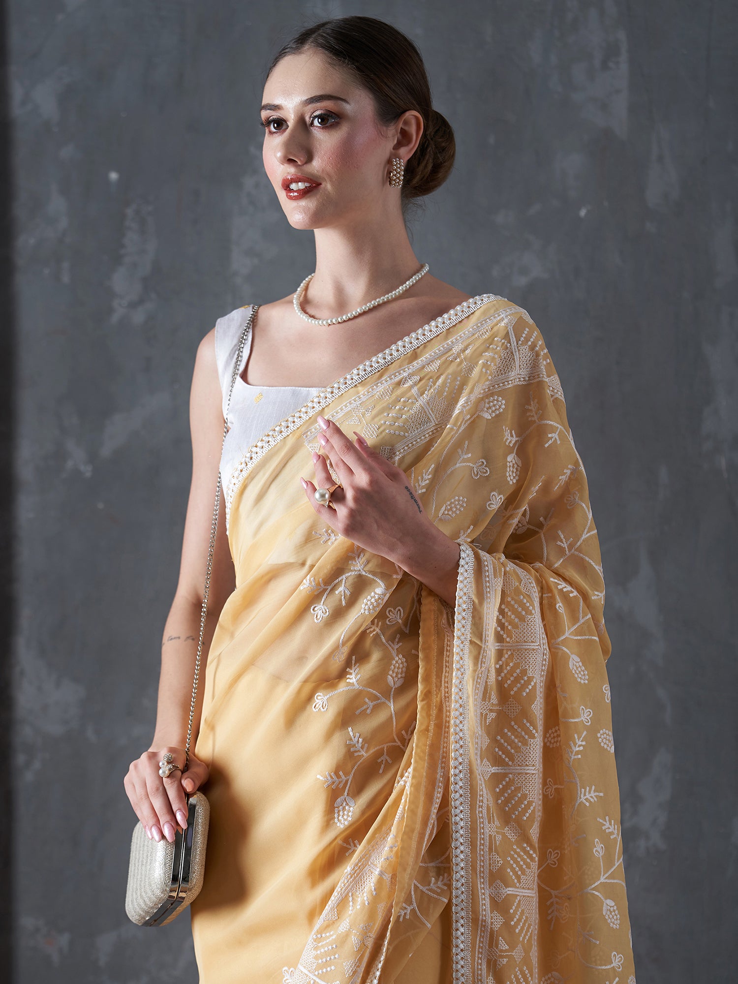 Women's Organza Yellow Embellished Designer Saree With Blouse Piece