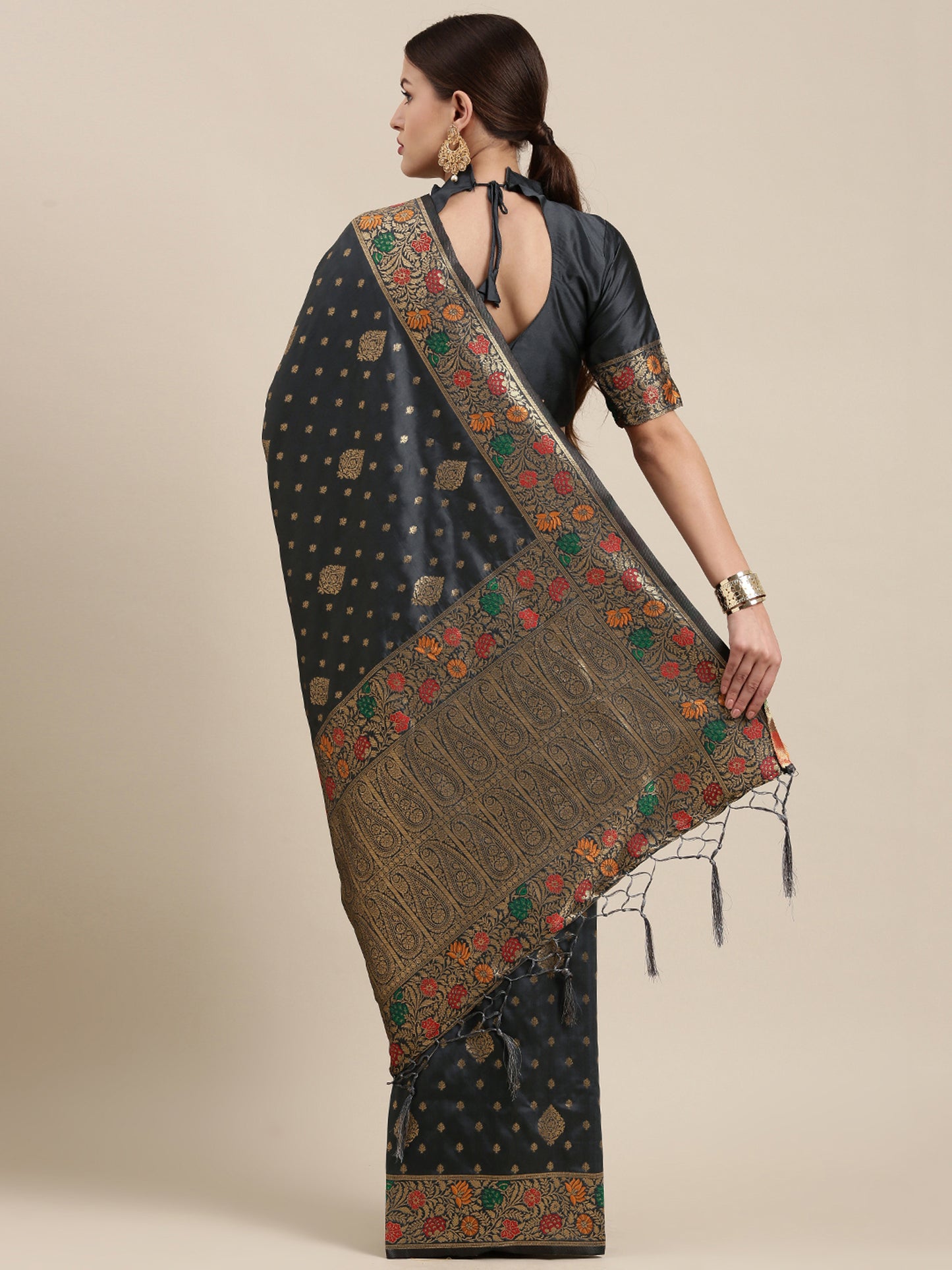 Women's Kanjeevaram Silk Grey Woven Design Designer Saree With Blouse Piece