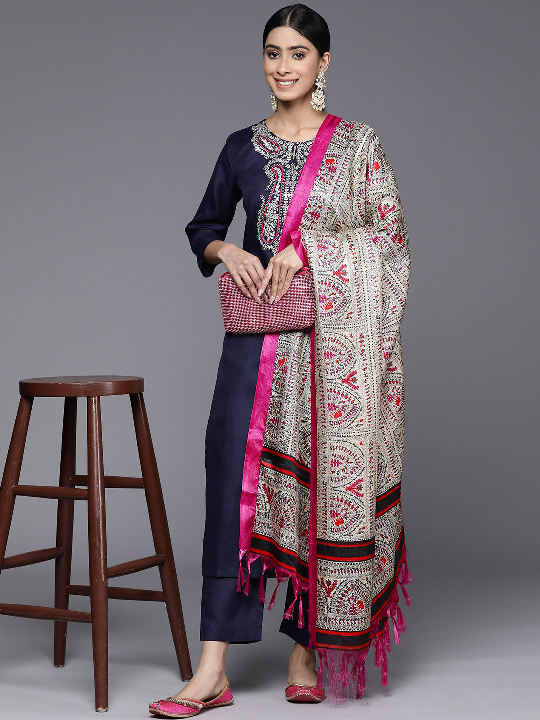 Dhiyona VR Women's Solid Round Neck Yoke Kurta Paired With Tonal Bottom And Contrast Dupatta