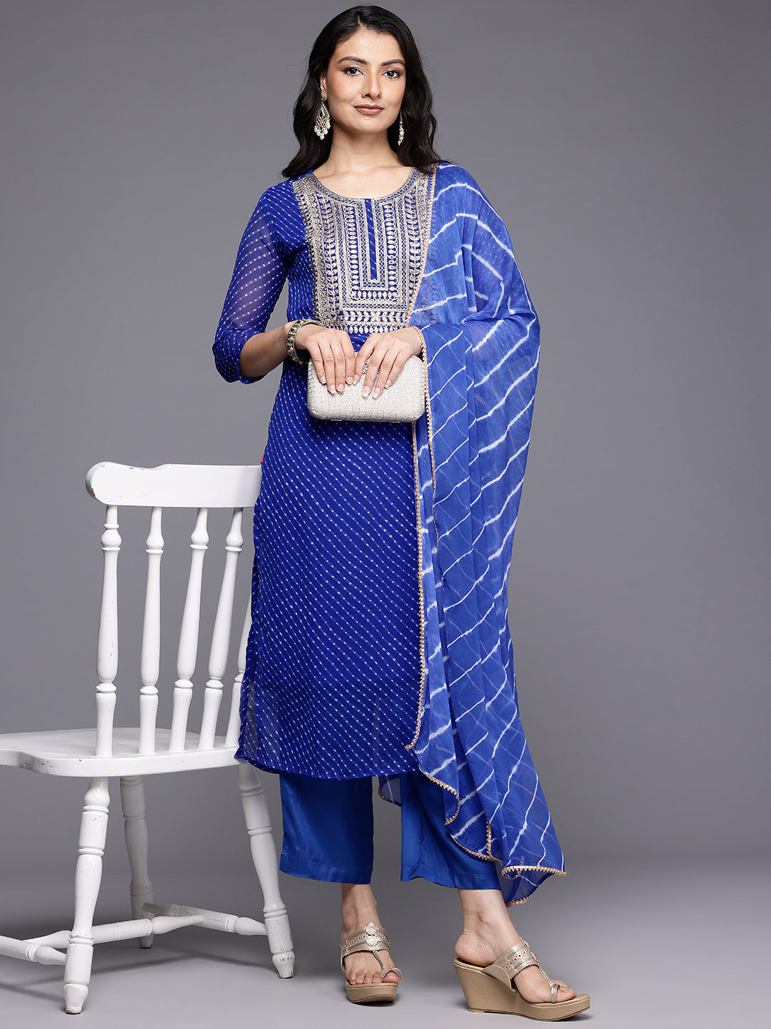 Dhiyona VR Women's Navy Blue Bandhani Zari Emboridered Kurta Set With Dupatta