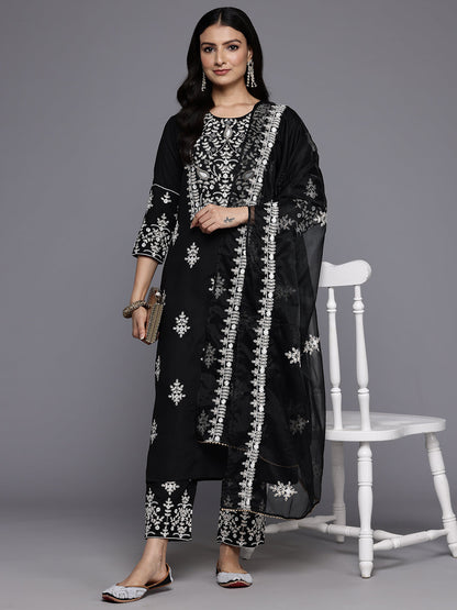 Dhiyona VR Women's Black Round Neck Thread Embroidered Kurta Paired With Bottom And Dupatta