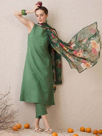 Dhiyona IE Floral Printed Round Neck Cotton Straight Kurta With Trousers & Dupatta