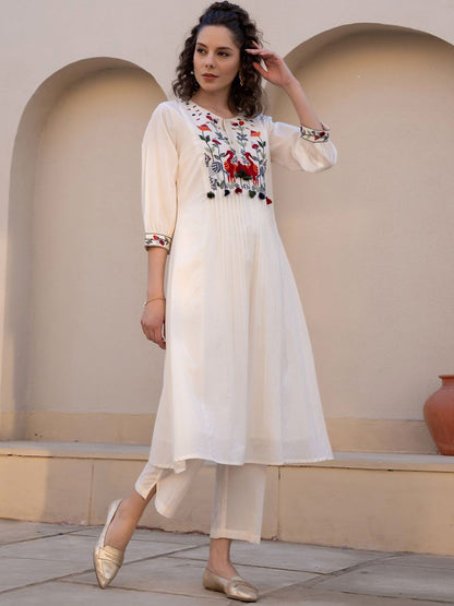 Dhiyona IE Floral Embroidered Tie-UP Neck Pleated A-Line Pure Cotton Kurta With Trousers