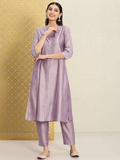 Dhiyona PD Women Women Ethnic Motifs Thread Work Jashn Kurta with Trousers