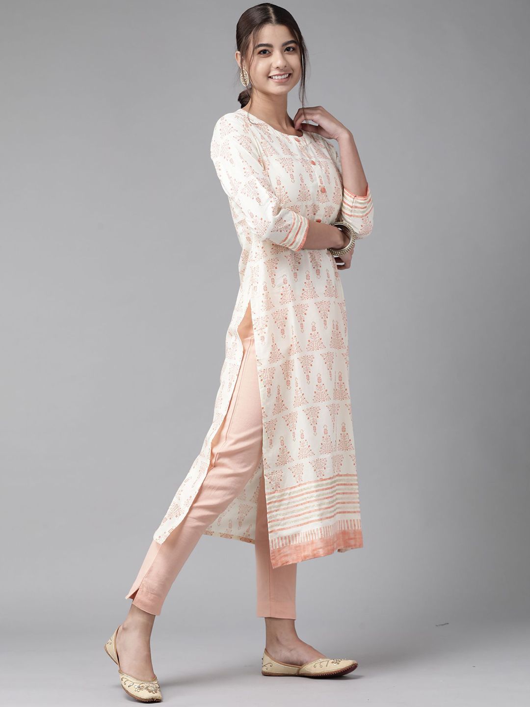 Dhiyona IE Ethnic Motifs Printed Round Neck Foil Printed Cotton Straight Kurta