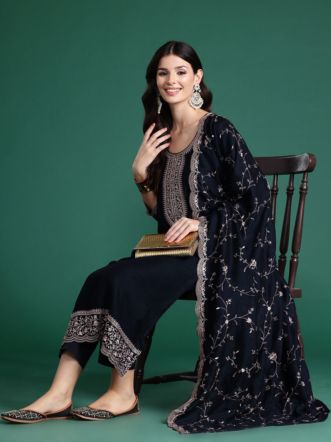 Ethnic Motifs Embroidered Regular Sequinned Kurta with Trousers & Dupatta