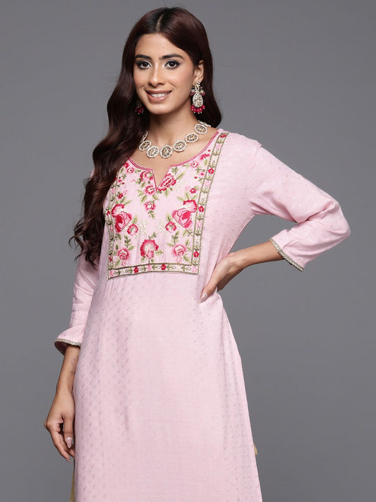 Dhiyona IE Women Floral Embroidered Thread Work Dobby Kurta