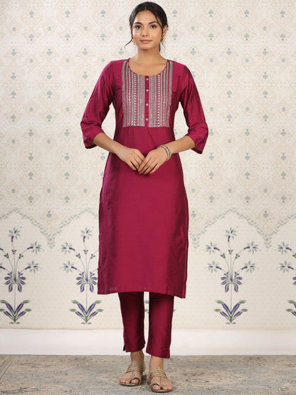 Dhiyona OD  Women Floral Printed Thread Work Kurta
