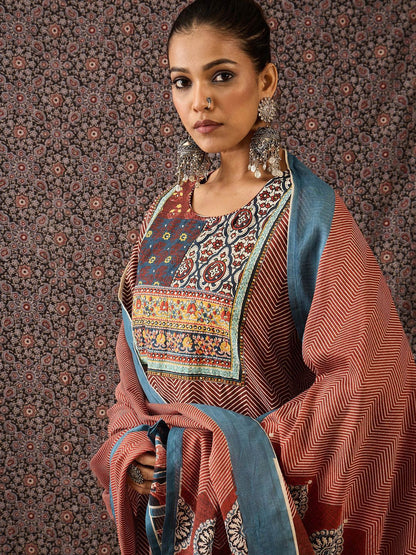 Dhiyona IE Women Ethnic Motifs Printed Regular Sequinned Pure Cotton Kurta with Trousers & With Dupatta