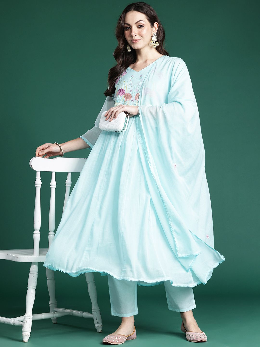 Floral Embroidered Thread Work Pure Cotton Kurta with Trousers & With Dupatta