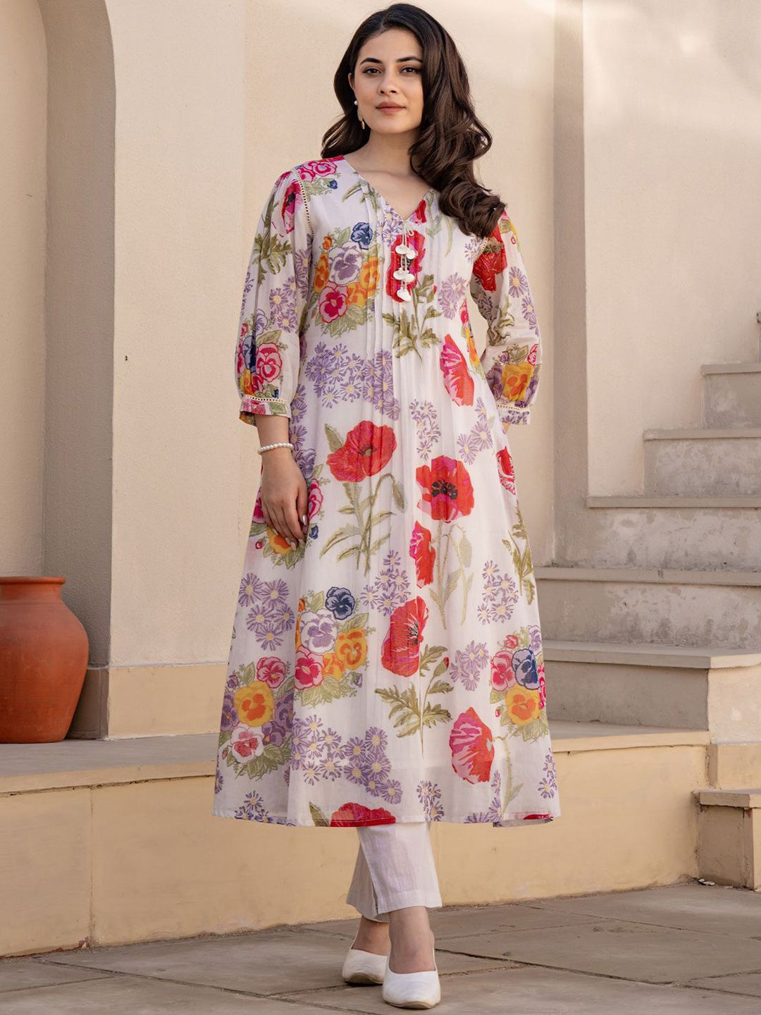 Women Floral Printed V-Neck Pure Cotton A-Line Kurta with Trouser