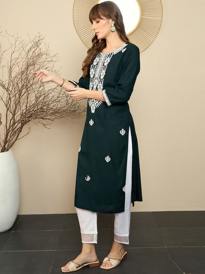 Dhiyona IE Pack Of 2 Floral Embroidered Straight Kurta