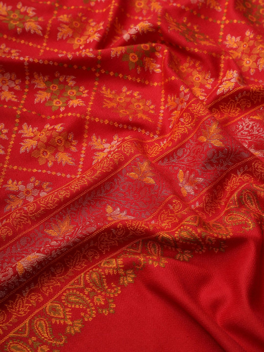 Dhiyona PA Floral Woven Design Shawl