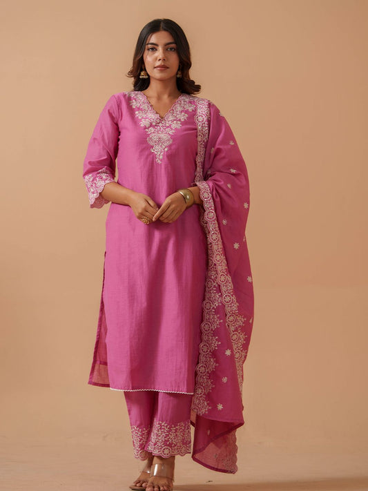 Dhiyona PD Women Floral Embroidered V Neck Kurta With Trousers & Dupatta