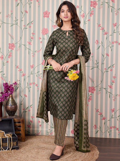 Dhiyona OD  Floral Printed Regular Pure Cotton Kurta with Trousers & Dupatta