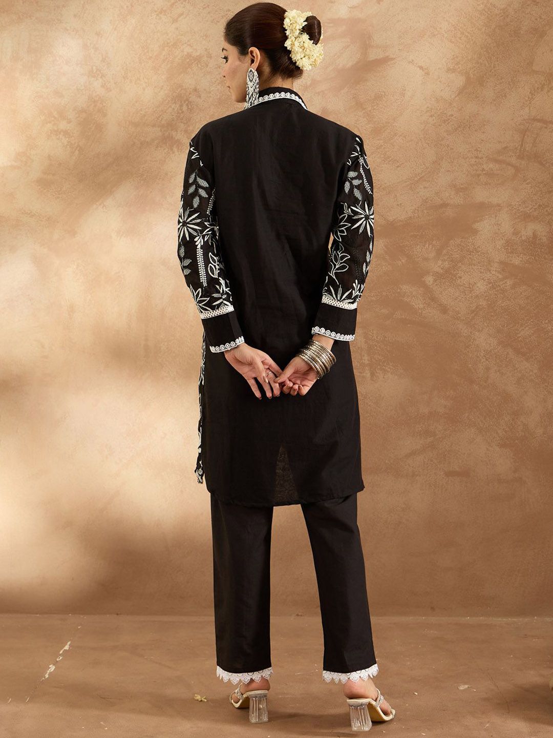 Dhiyona IE Embroidered Tunic With Trousers Co-Ords