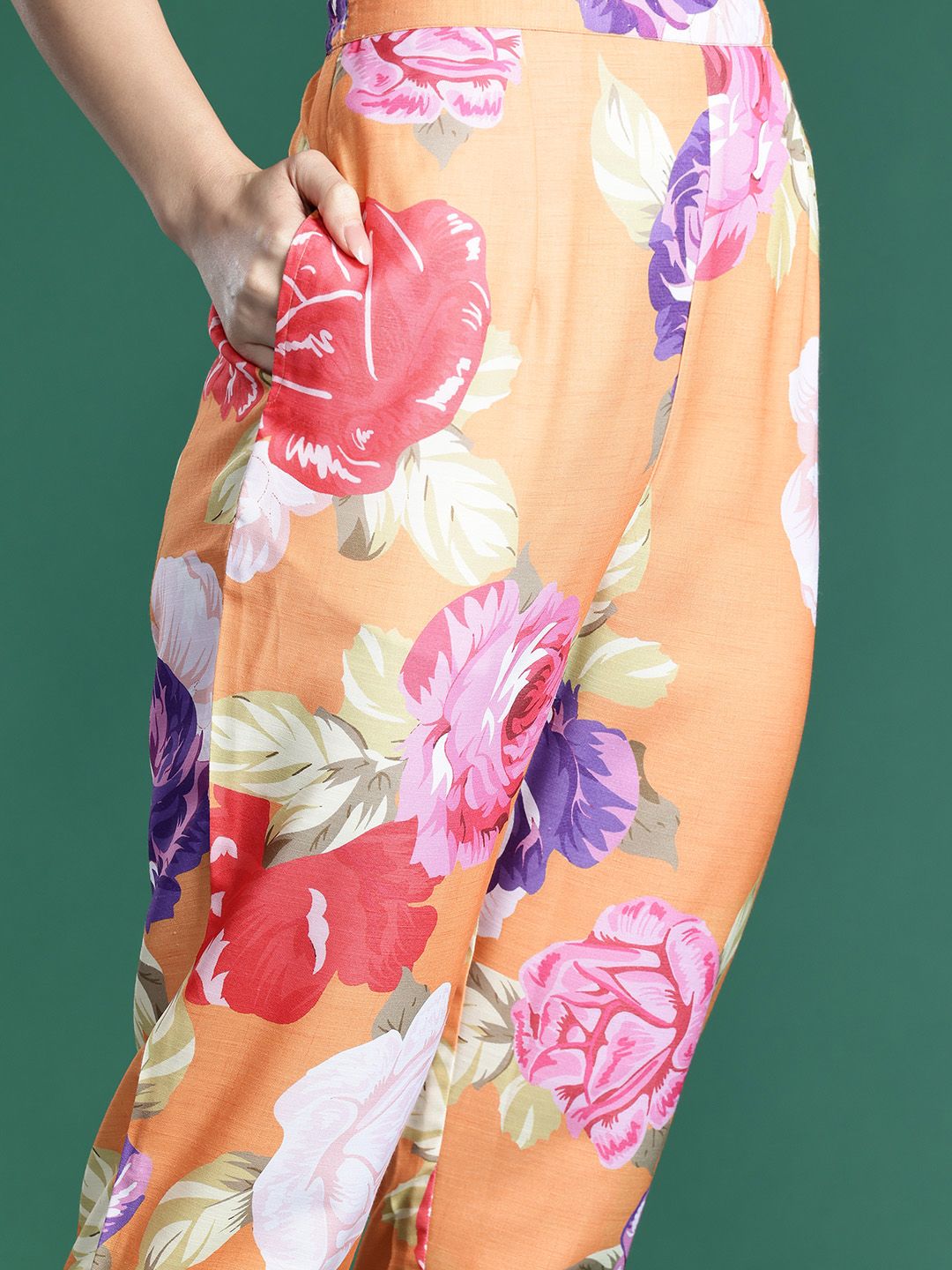 Floral Printed Regular Kurta with Trousers & Dupatta
