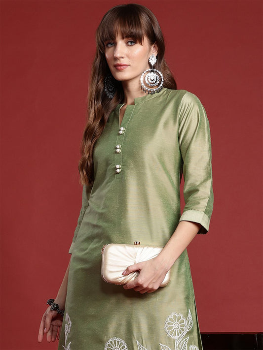 Dhiyona IE Floral Embroidered Thread Work Kurta with Trousers