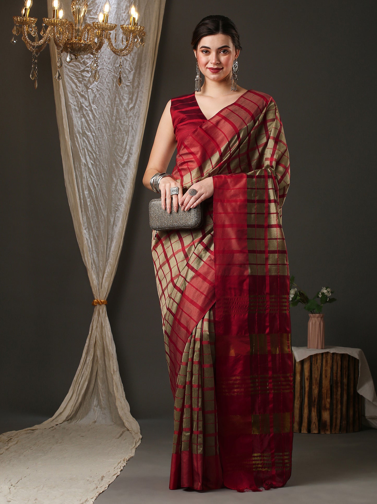 Women's Aura Silk Cream Woven Design Designer Saree With Blouse Piece