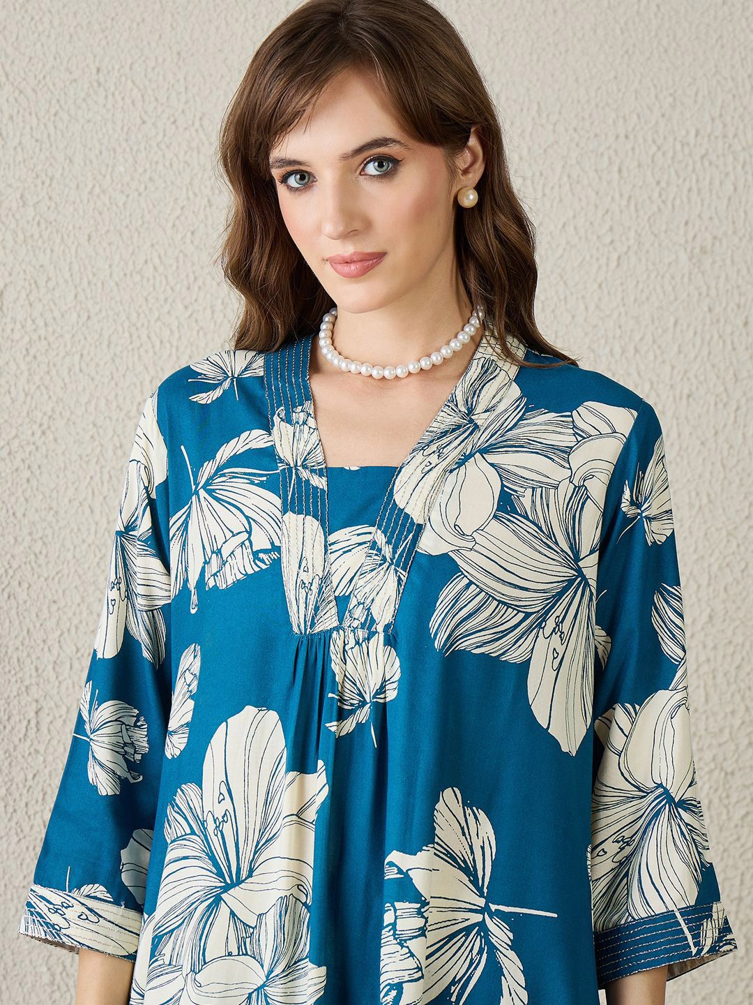 Dhiyona IE Floral Printed Square Neck Tunic With Trousers