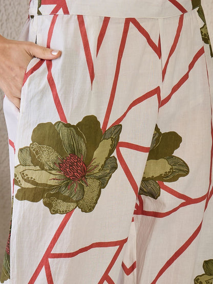 Women Floral Printed Regular Pure Cotton Kurta with Trousers