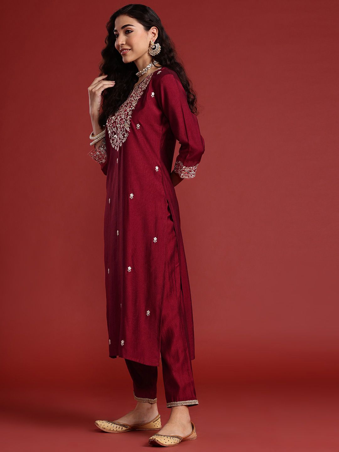 Dhiyona IE Floral Embroidered Sequinned Liva Kurta With Trousers & Dupatta