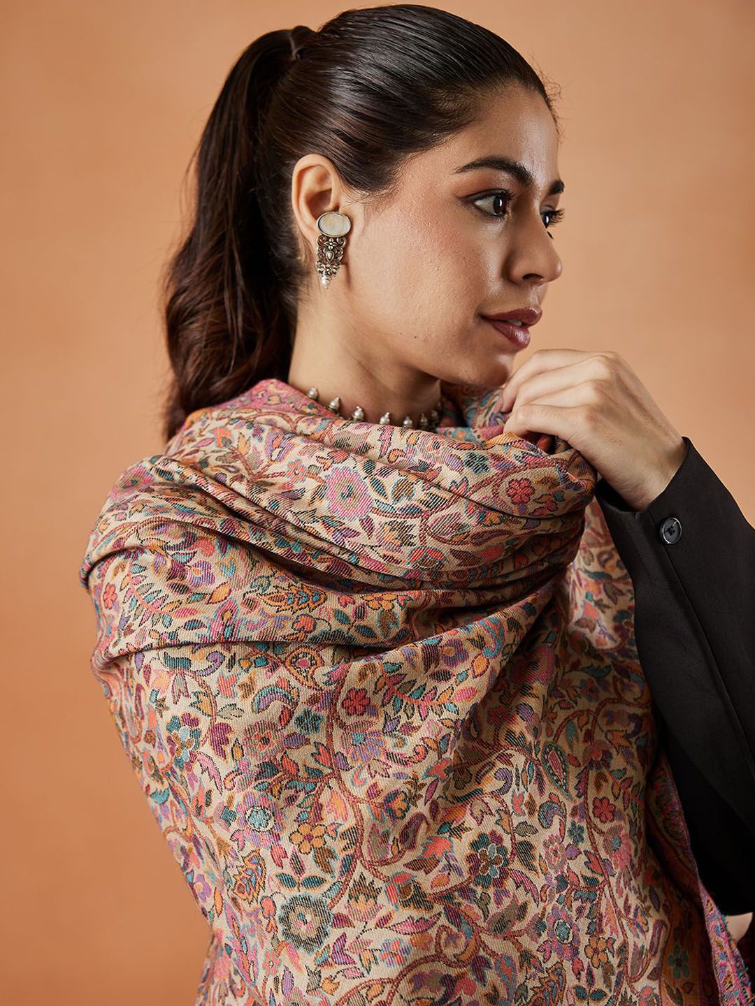Dhiyona PA Gulzar Kaani Floral Woven Design Shawl