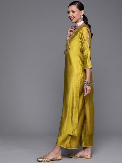 Dhiyona IE Women Olive Green Ethnic Motifs Embroidered Kurta with Trousers & Dupatta