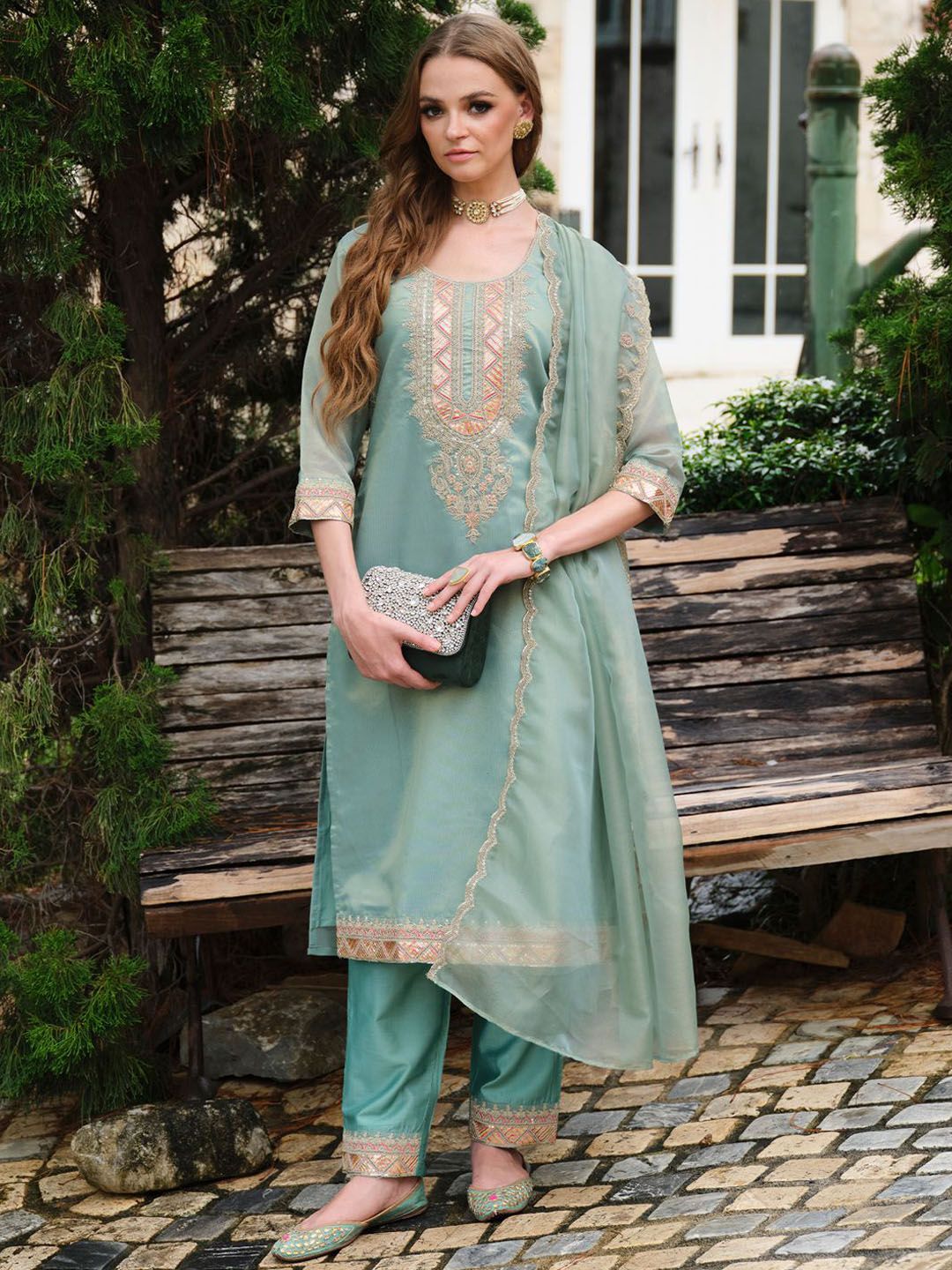Yoke Design Round Neck Kurta With Trousers & Dupatta