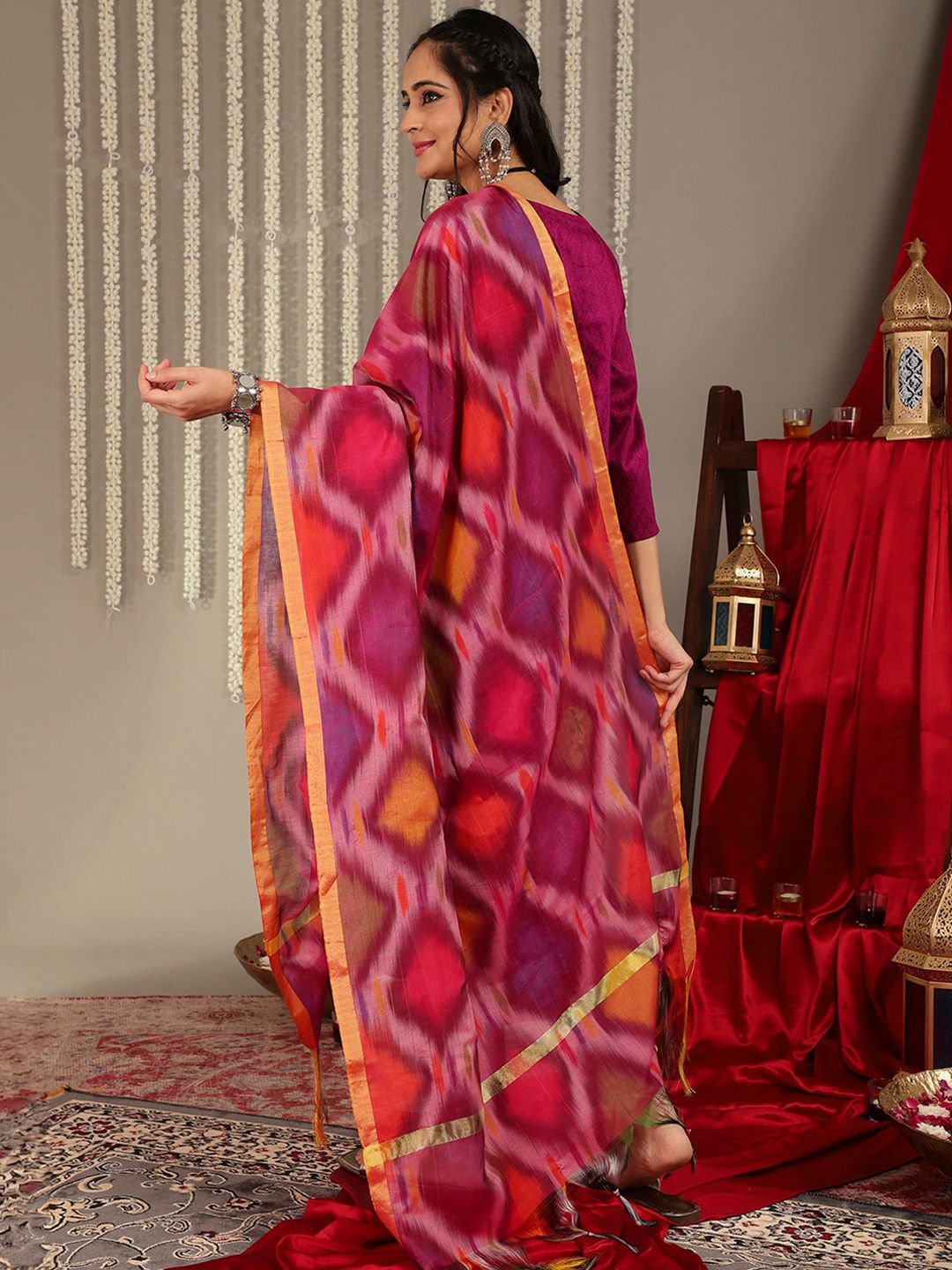 Dhiyona VA Women'sEthnic Motifs Woven Design Regular Zari Work Kurta With Trousers & Dupatta