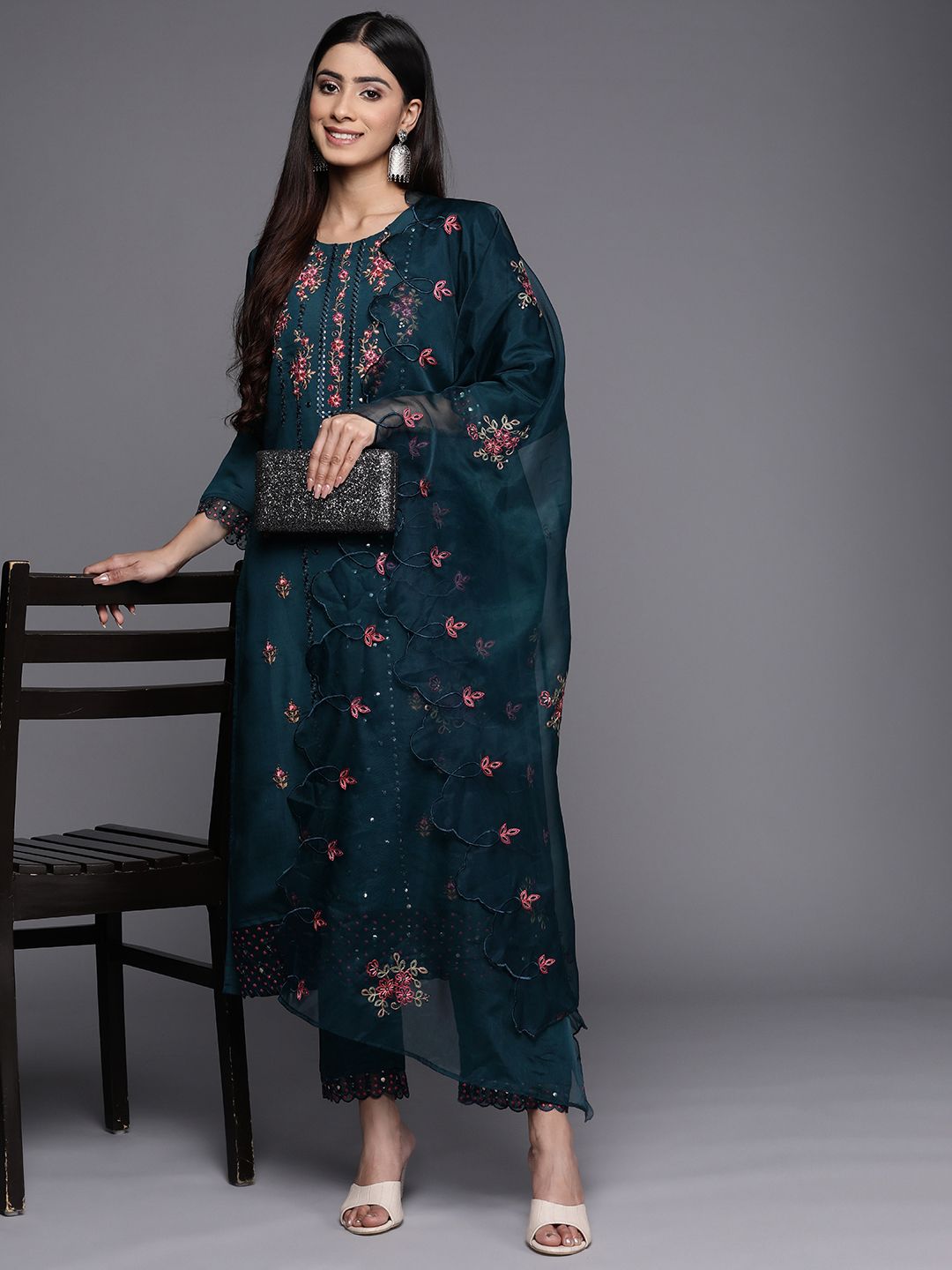 Dhiyona VA Women'sTeal Floral Embroidered Kurta with Trouser & Dupatta