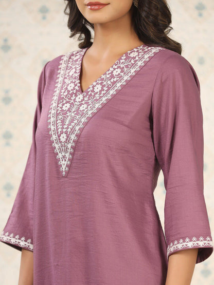 Dhiyona OD  Women Ethnic Motifs Yoke Design Regular Thread Work Kurta with Trousers & With