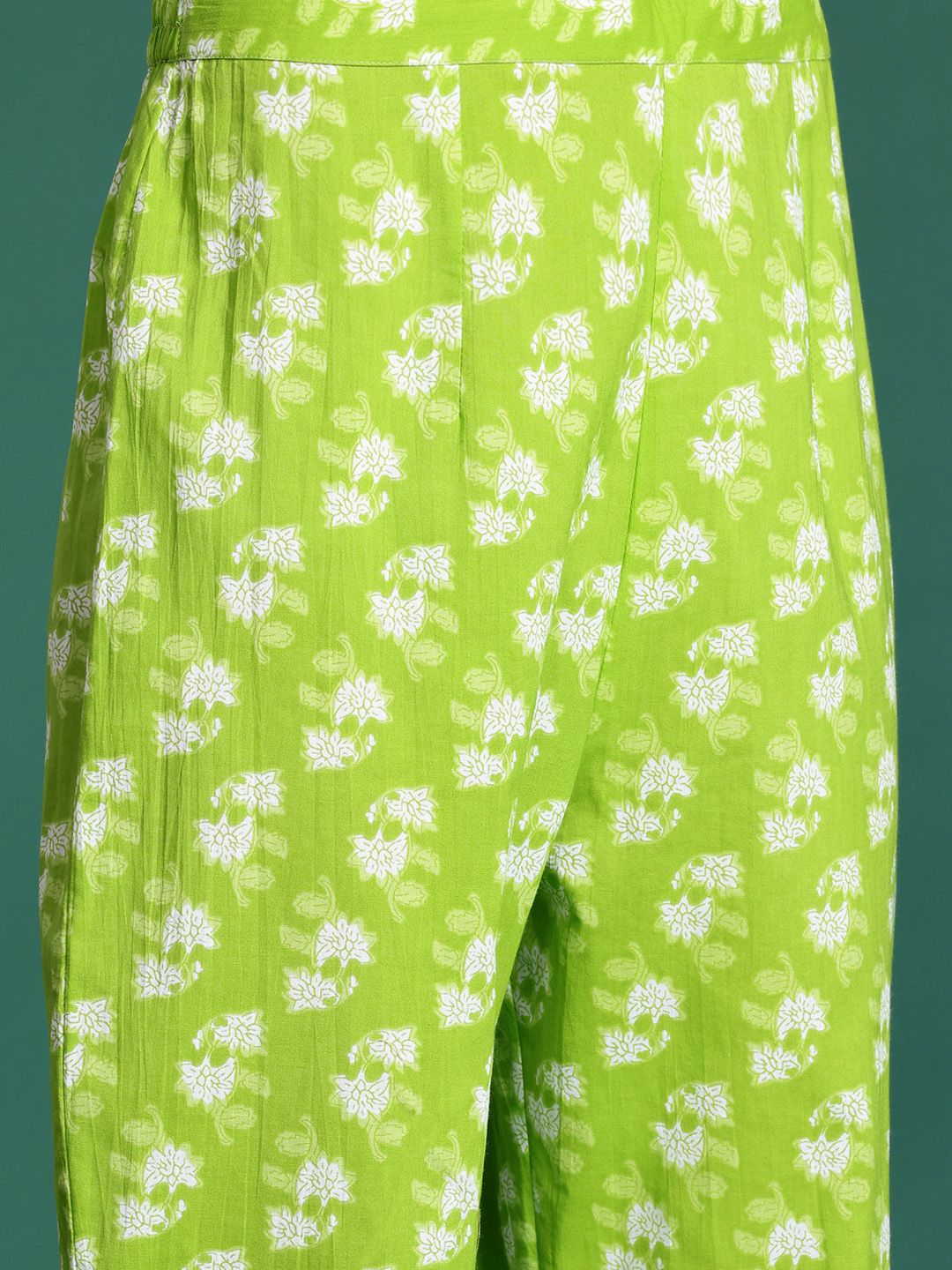 Dhiyona IE Floral Printed Empire Sequinned Pure Cotton Kurta with Trousers