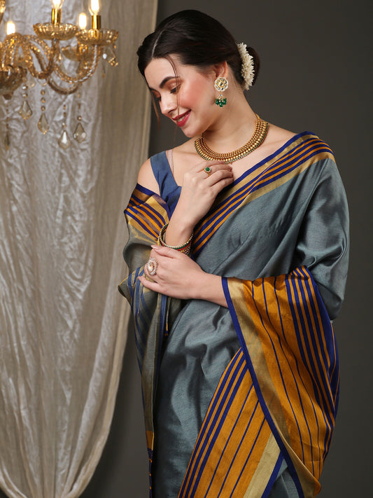 Women's Aura Silk Grey Woven Design Designer Saree With Blouse Piece