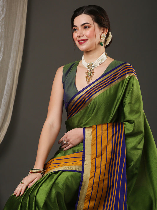 Women's Aura Silk Green Woven Design Designer Saree With Blouse Piece