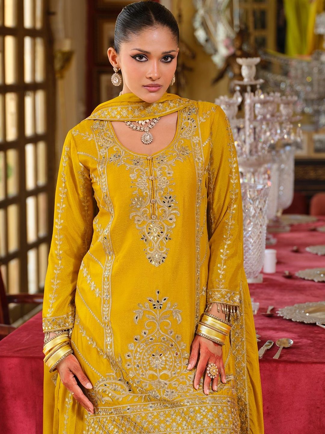 Ethnic Motifs Embroidered Round Neck Thread Work Kurta With Palazzos & Dupatta