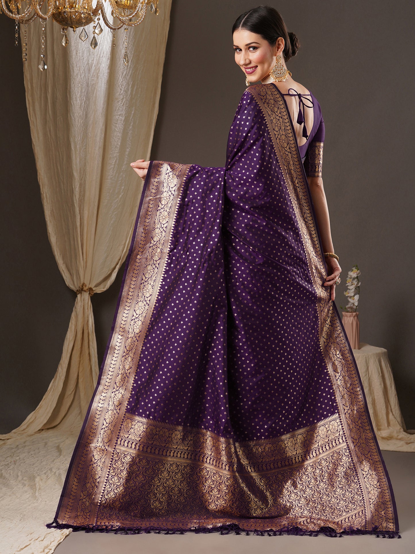 Women's Silk Blend Purple Woven Design Designer Saree With Blouse Piece