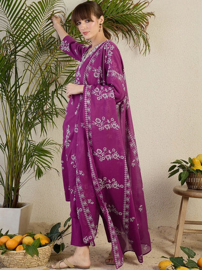 Women Floral Embroidered Regular Thread Work Pure Cotton Kurta with Trousers & With Dupatta
