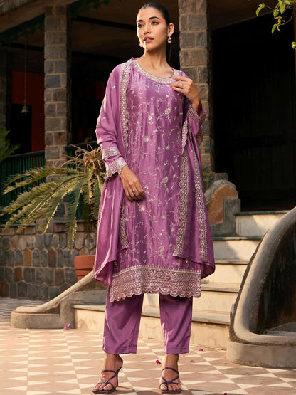 Floral Embroidered Regular Thread Work Straight Kurta with Trousers & Dupatta
