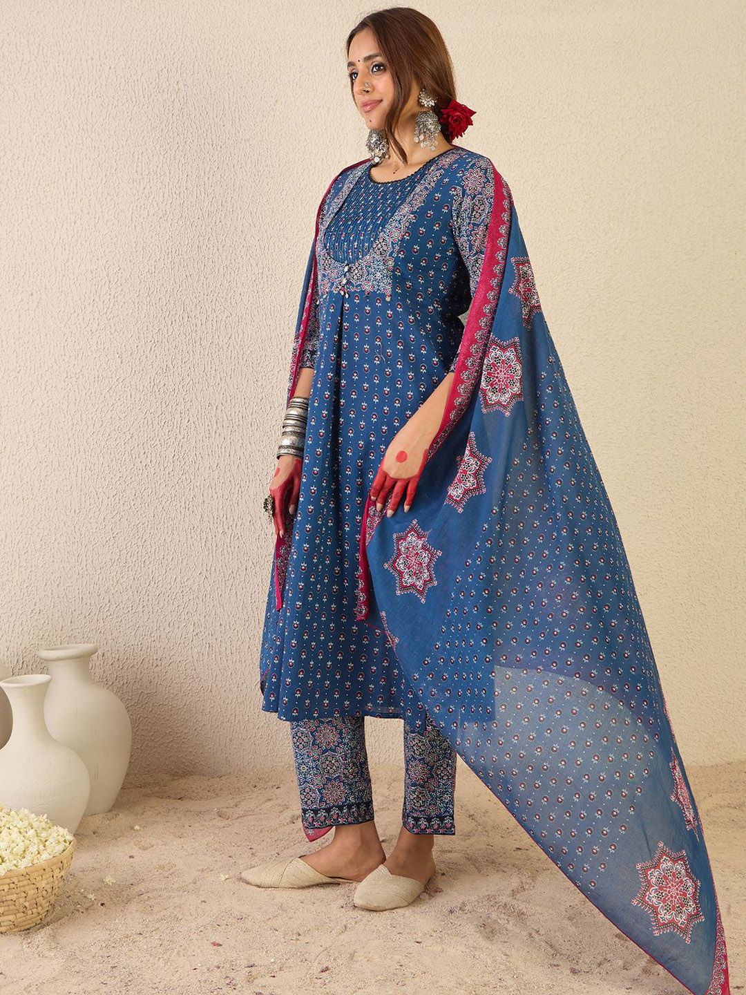 Women Ethnic Motifs Printed Regular Pure Cotton Kurta Set With Dupatta