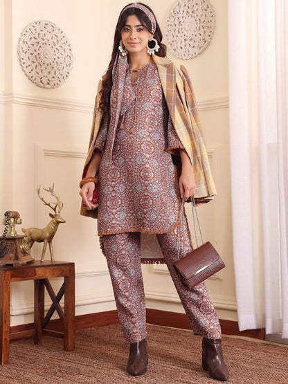 Dhiyona VA Women'sBrown Floral Printed Tie Up Neck High Low Kurta With Trousers