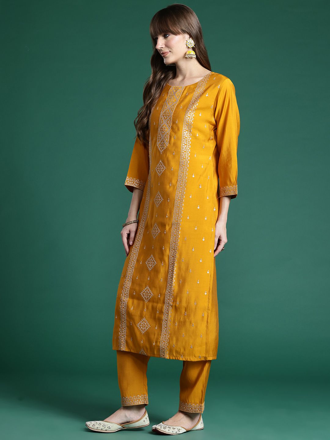 Ethnic Motifs Embroidered Regular Sequinned Kurta with Trousers & Dupatta