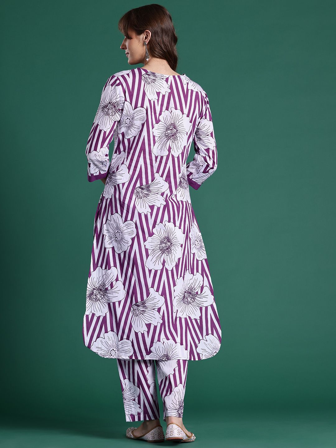 Floral Printed Regular Sequinned Pure Cotton Kurta with Trousers