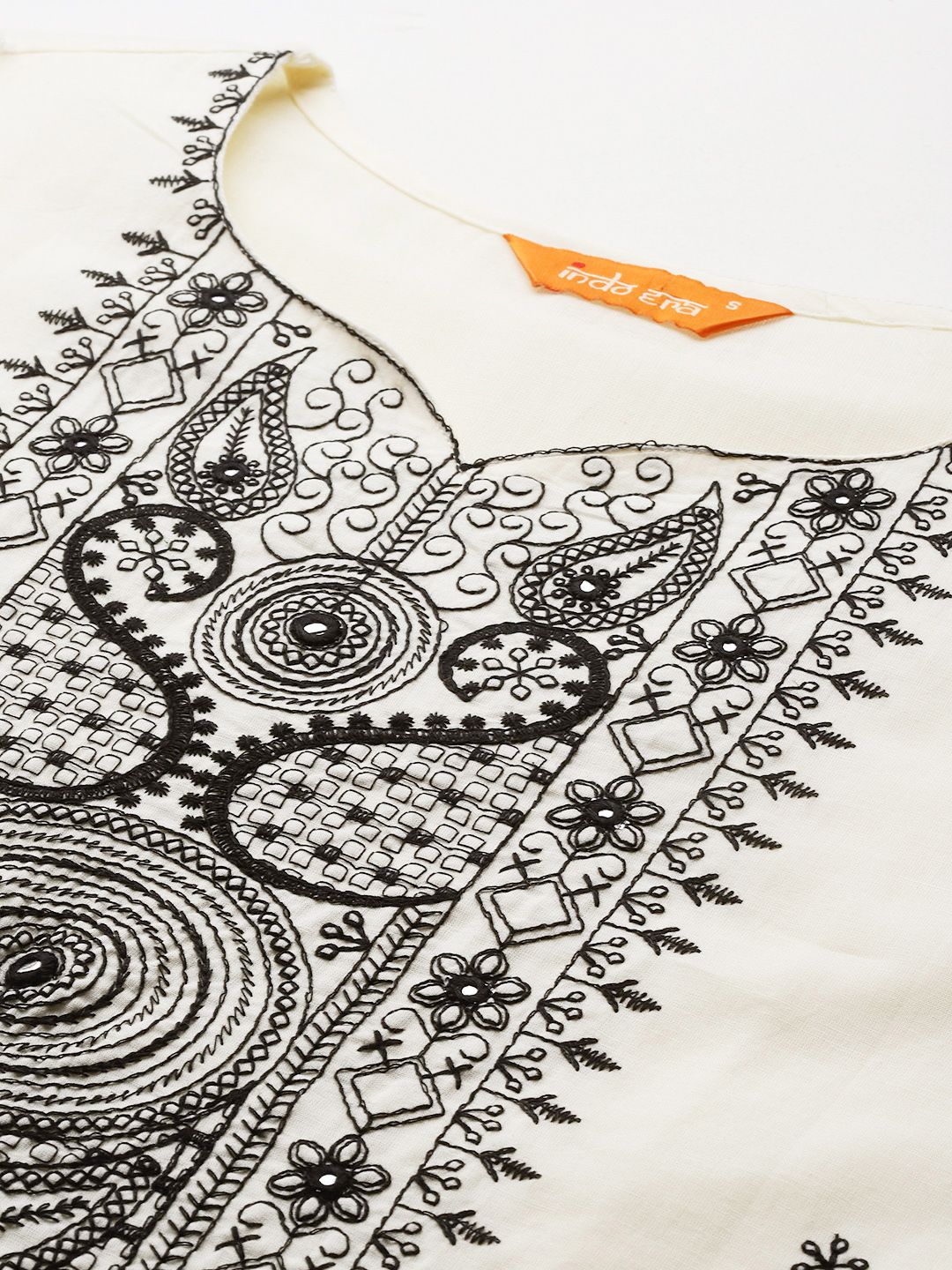 Ethnic Motifs Embroidered Thread Work Pure Cotton Kurta Set