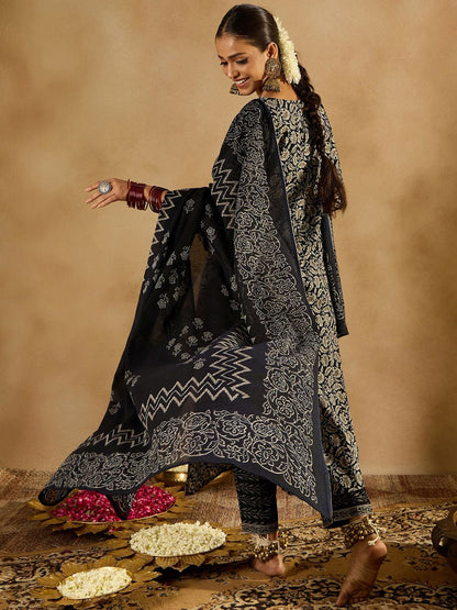 Dhiyona IE Floral Printed Regular Pure Cotton Straight Kurta with Trousers & Dupatta